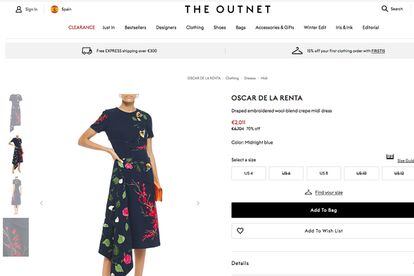 El vestido elegido por Biden se puede encontrar ahora rebajado a 2.011 euros en The Outnet.