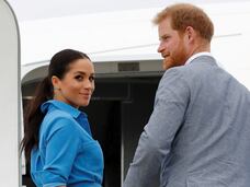 Enrique de Inglaterra y Meghan Markle, en Tonga en octubre de 2018.