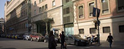 Fachada del hospital Cl&iacute;nic, Barcelona. 