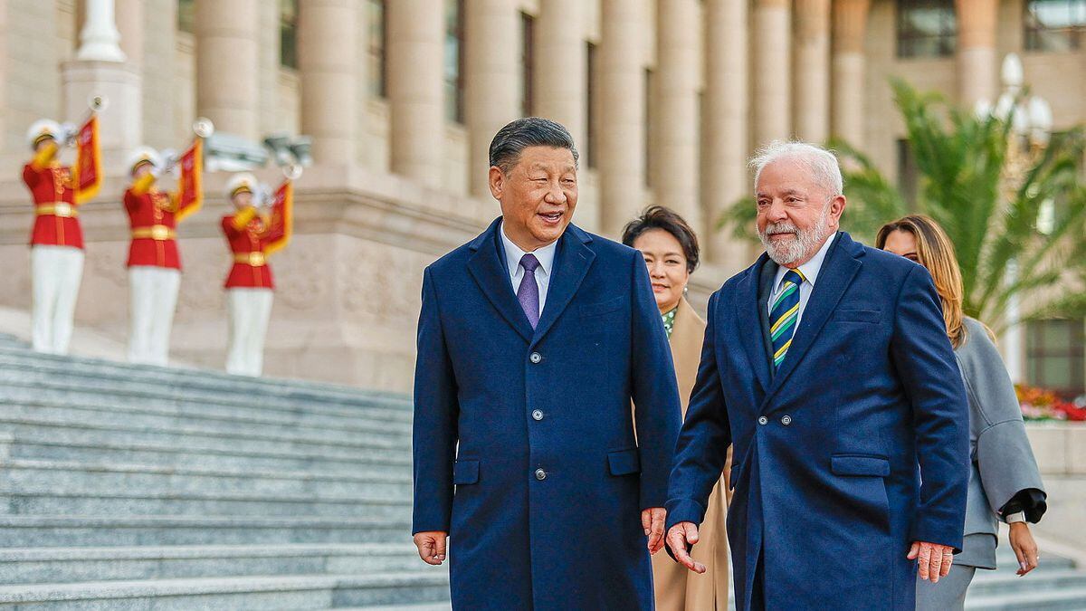 Lula reafirma su apoyo ante Xi: “Brasil quiere que la relación con China  trascienda más allá de lo comercial”, Internacional