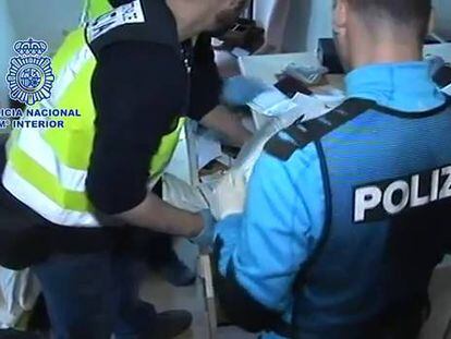 Video de la policia contra els traficants d'òrgans.