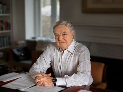 George Soros, durante la entrevista en su residencia de Southampton (Estado de Nueva York).