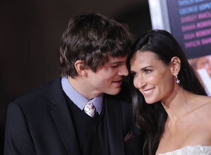 Ashton Kutcher y Demi Moore, en Los Angeles (EE UU), en 2010.