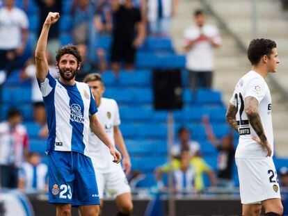 Granero celebra su gol, el primero del Espanyol al Valencia. 