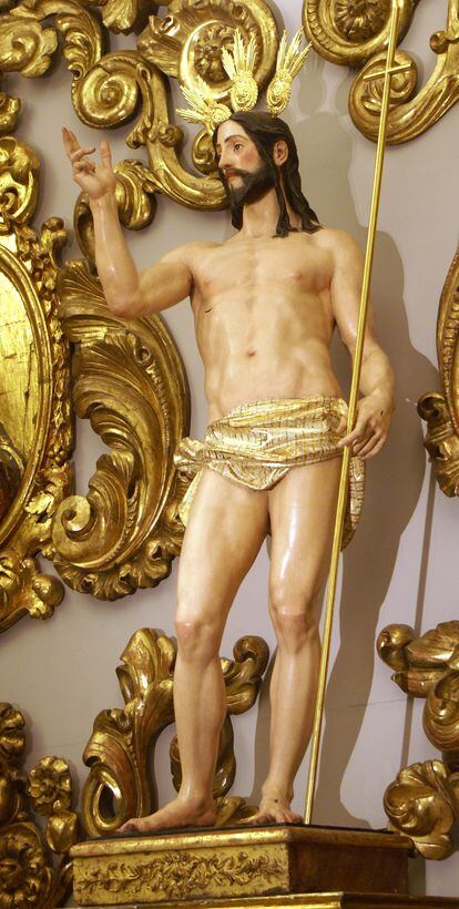 In the chapel of the Brotherhood of Quinta Angustia, in the parish of Magdalena, this Mannerist sculpture of the Risen Christ, by the sculptor Jerónimo Hernández, which was completed in 1583, is venerated. 