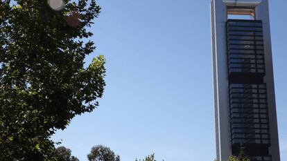 Foto de la Torre Cepsa, situada en Madrid.