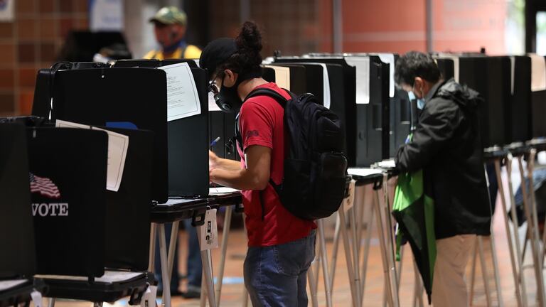 Algunos votantes en Miami (Florida), este miércoles.