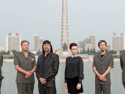 Los miembros de Laibach en su visita a Corea del Norte.