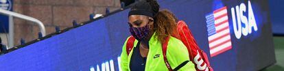 Serena Williams accede a la pista de Nueva York en el torneo de Cincinnati. / REUTERS