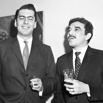 Mario Vargas Llosa y Gabriel García Márquez, en Lima (Perú) en 1967. foto de Revista Caretas