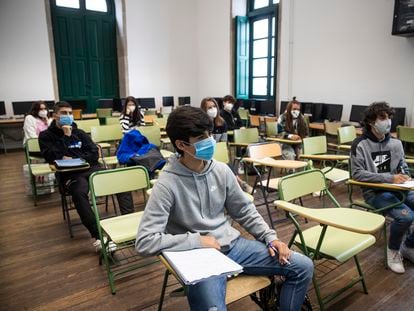 Alumnos del instituto Eusebio da Guarda en A Coruña, en junio.