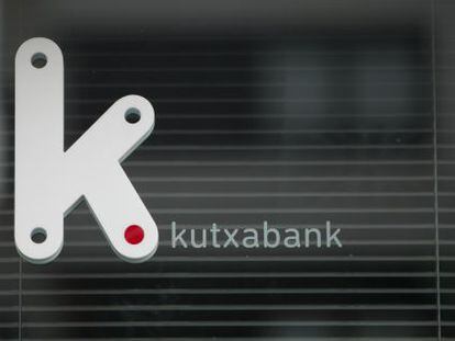 Kutxabank condenado a anular sus comisiones por 'números rojos'