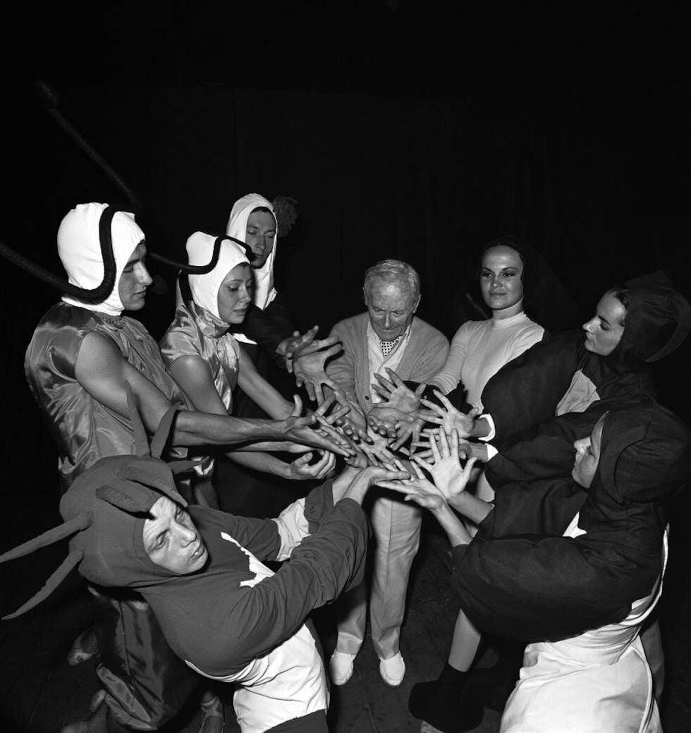 Joan Miró en una fiesta en La Colombe d'Or. |