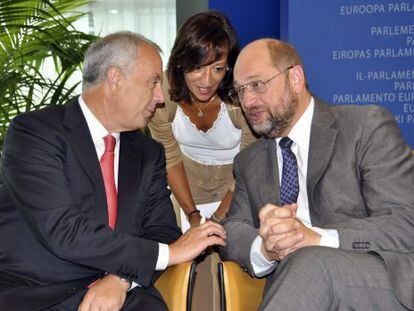 Pachi Vázquez, ayer con el presidente del Parlamento Europeo, Martin Schulz.
