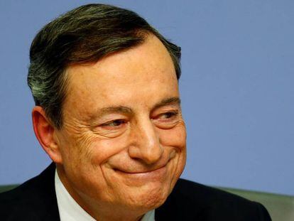 Draghi recomienda a las empresas prepararse para un Brexit caótico