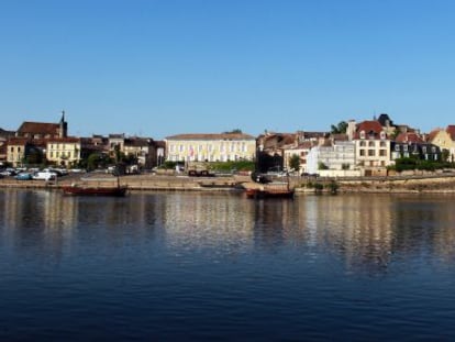 Vista panorámica de Bergerac desde la plaza Barbacane.