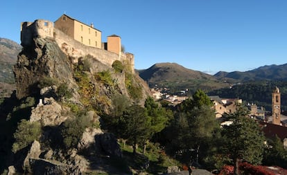 La ciudadela de la localidad Corte, en el interior de Córcega.