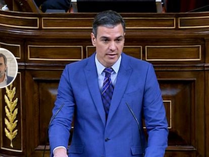 Pedro Sánchez intervenía el jueves en el Congreso. A la izquierda, el cronista político Carlos E. Cué.