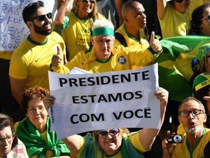 Seguidores de Bolsonaro, el domingo en São Paulo.