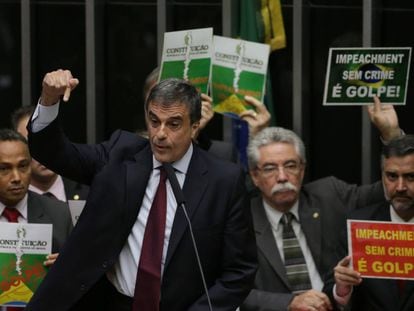 El abogado general del Estado, José Eduardo Cardozo, en la Cámara de Diputados este viernes.