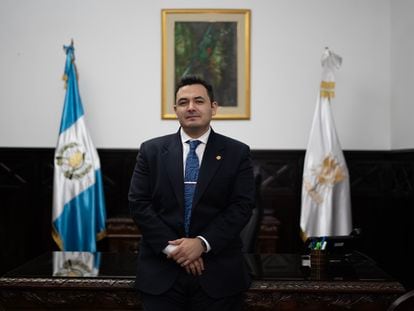 Samuel Pérez el 16 de enero cuando todavía era presidente del Congreso de Guatemala.