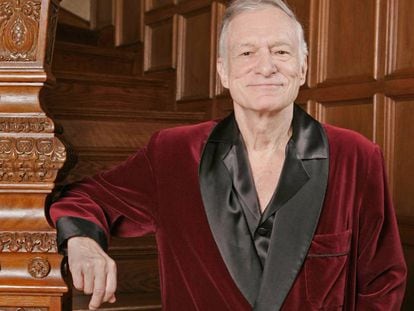 El fundador de 'Playboy' Hugh Hefner en la Mansión Playboy en 2006.