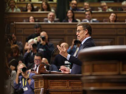 El líder del Partido Popular, Alberto Núñez Feijóo, interviene en el primer día del debate de investidura.