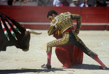 Desde el inicio, con dos orejas en el primer toro, se presentía una gran mañana de toreo. Al final, Tomás se ha llevado 11 orejas: dos en cada uno de los cinco primeros astados, incluido el indulto del cuarto, y una en el sexto (en la imagen).