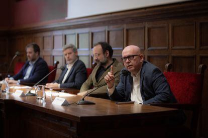 Los abogados Antoni Abat, Andreu Van den Eynde, Benet Salellas y Gonzalo Boye, en una rueda de prensa sobre el espionaje, el pasado día 24.