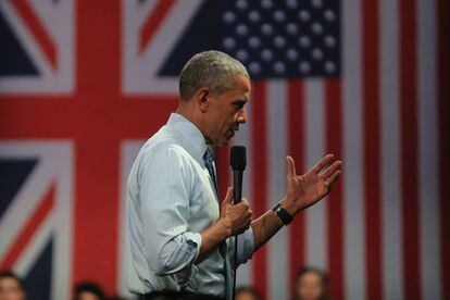 Obama este sábado en su charla con jóvenes en Londres.