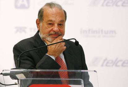 Carlos Slim, durante una presentaci&oacute;n de una plataforma de aprendizaje digital en M&eacute;xico