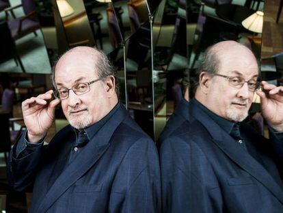 El novelista angloindio Salman Rushdie.