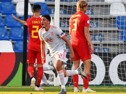 Pablo Fornals celebra el gol de la victoria de España ante Bélgica.