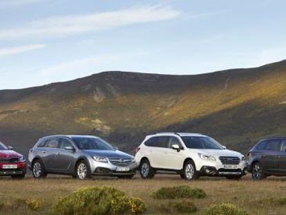 De izquierda a derecha, las rancheras todocaminos Skoda Scout, Opel Insignia Country Tourer, Subaru Outback y Seat León X-Perience.