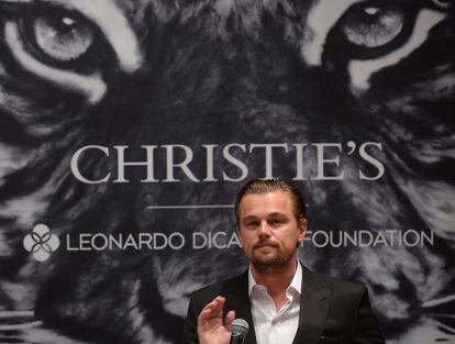 Leonardo DiCaprio durante el discurso que dio previo a la subasta.
