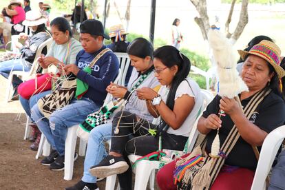Estudiantes en la Universidad Autónoma Indígena Intercultural, en Colombia.