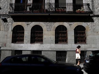 Huellas que dejaron los disparos de la Guerra Civil en la ciudad de Madrid en la calle de Martín de los Heros 77