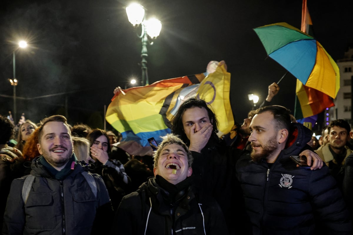El matrimonio homosexual se afianza en Europa tras la aprobación en Grecia: ya es legal en el 60% de los países de la UE | Sociedad