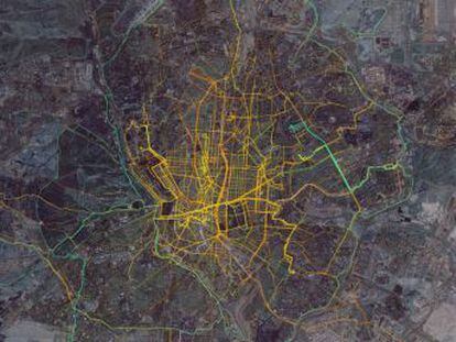 Un proyecto de la UCM rastrea sobre un mapa 250.000 rutas de bicis por toda la capital para su análisis