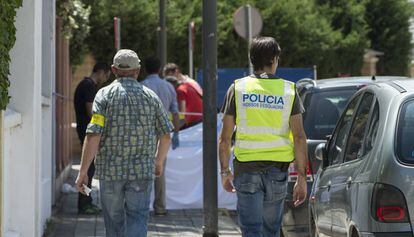Dos agents dels Mossos a Lleida, el 2015.