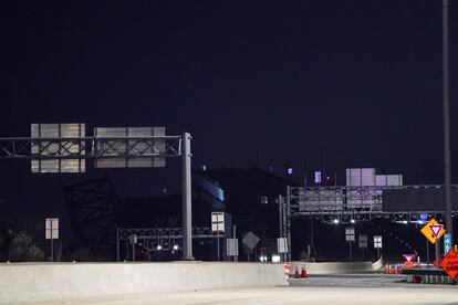Vista del puente Francis Scott Key desde el lado de Baltimore, este martes tras el colapso del puente.