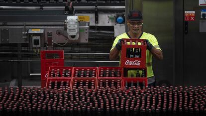 Planta de envasado de Coca-Cola en Martorelles (Barcelona).