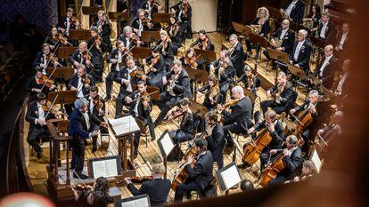 La Orquesta Filarmónica Checa es la formación más célebre de la República Checa y una de las más aclamadas de Europa.