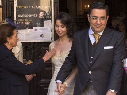 Mercedes Alaya y Jorge Castro, cuando renovaron sus votos matrimoniales, en marzo de 2014.
