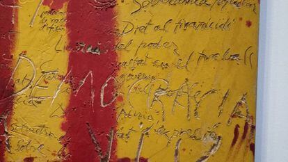 Fragmento de 'L’Esperit català', de 1971, donde puede leerse ‘Democracia’ y ‘Dret al tiranicidi’.
