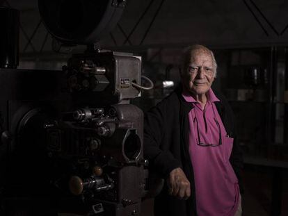El director Antonio Isasi-Isasmendi, en la Filmoteca de Barcelona en septiembre de 2015. 