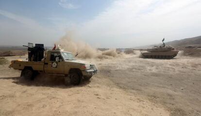 Un tanque del Ej&eacute;rcito iraqu&iacute; cerca de Baiji, el 17 de octubre de 2015. 