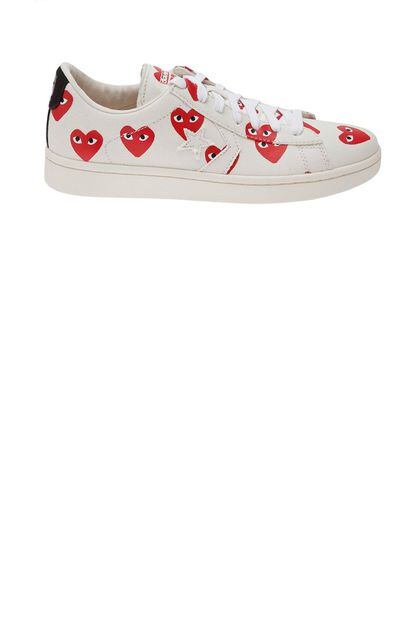 Los corazones de Comme des Garçons tienen ojos y habitan en nuestros pies (158,75 euros).