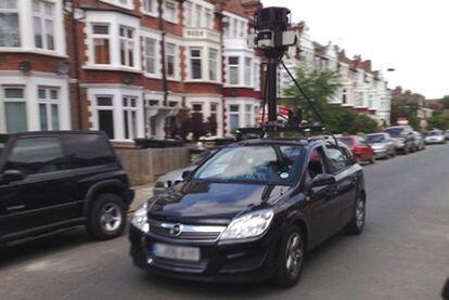Uno de los coches que toman fotografías para el callejero de Google.