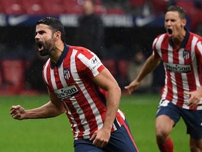 Diego Costa celebra su gol de penalti al Elche el pasado 19 de diciembre. / (AFP)